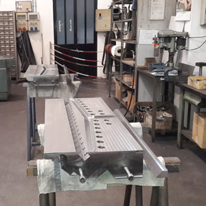 TESTE PER ESTRUSIONE LASTRA - F.A.CO.M. srl COSTRUZIONI MECCANICHE MARANO TICINO